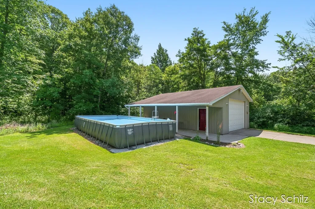 4413 S Lacey Lake Road Bellevue Township MI 49021