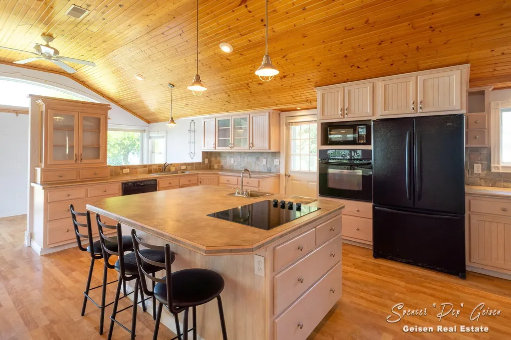 8641 Hidden Trail Orleans Township MI 48865