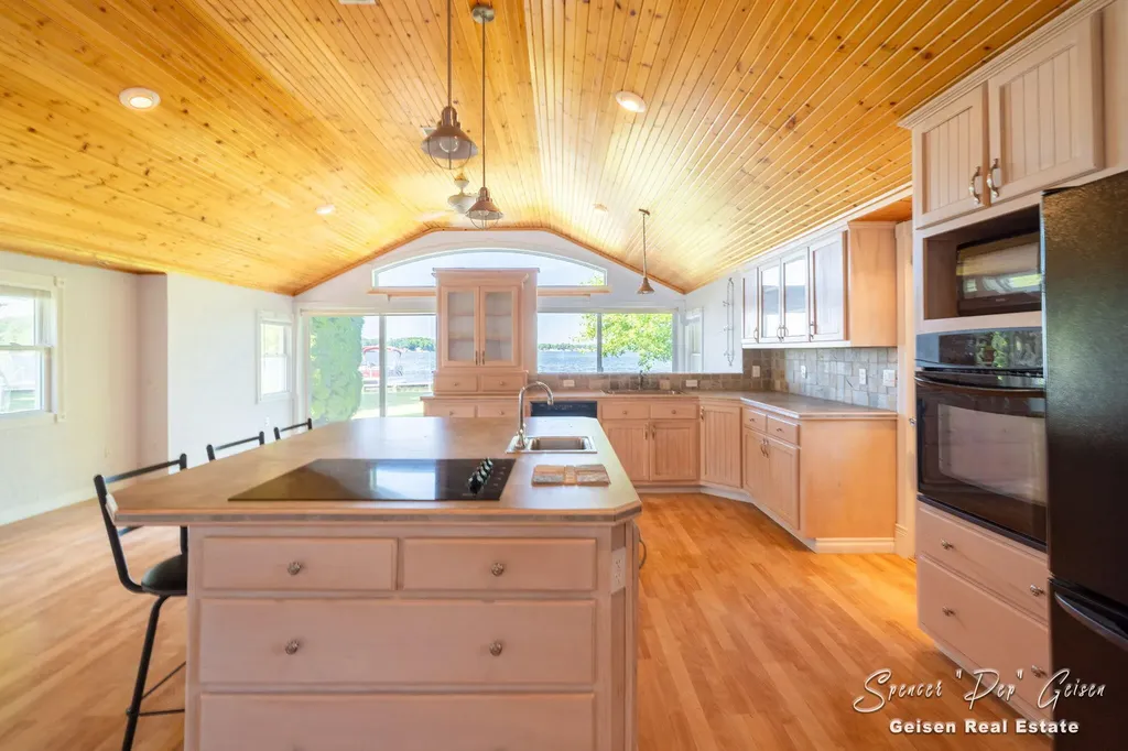 8641 Hidden Trail Orleans Township MI 48865
