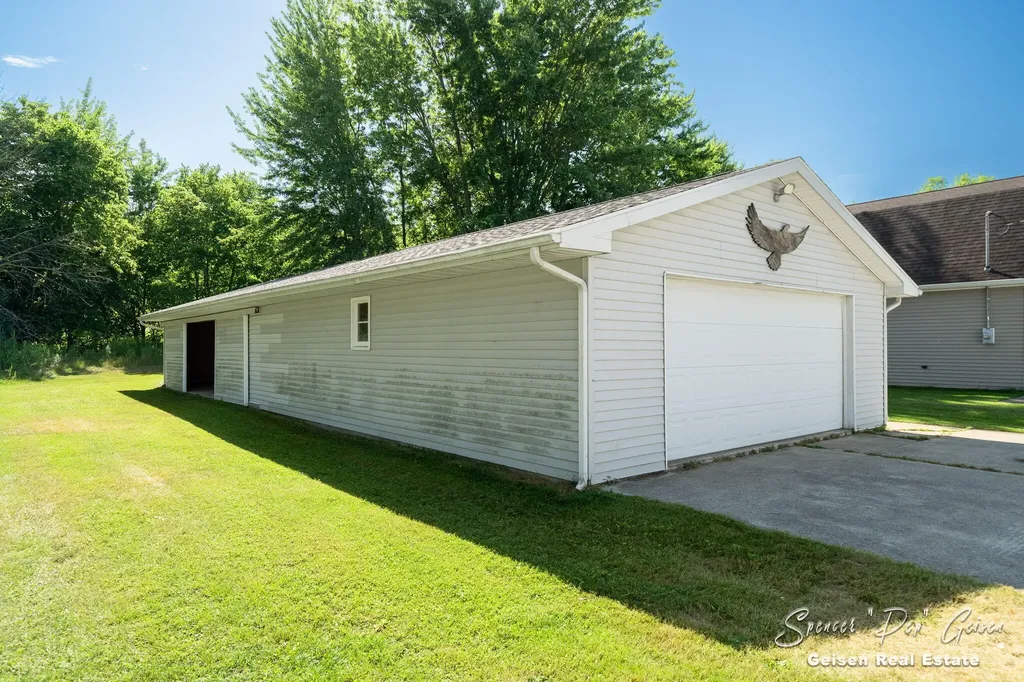 8641 Hidden Trail Orleans Township MI 48865
