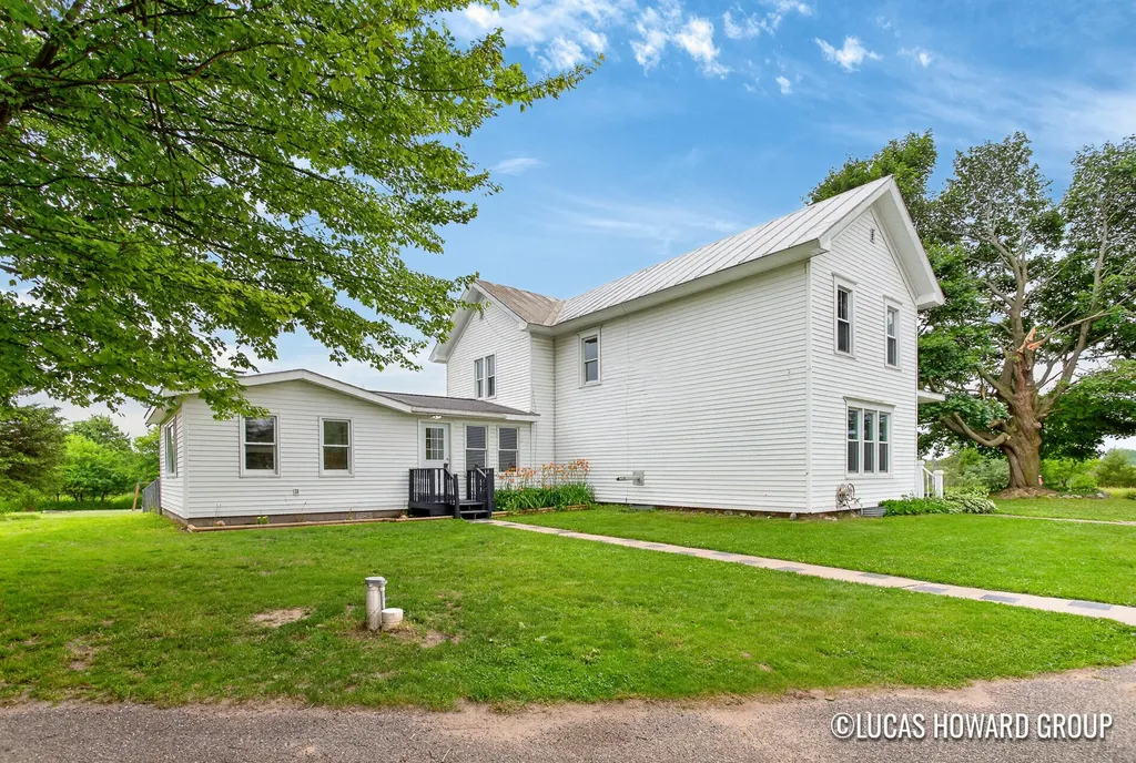 6297 Fitzner Road Eureka Township MI 48838
