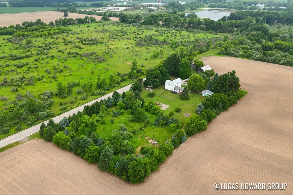 6297 Fitzner Road Eureka Township MI 48838