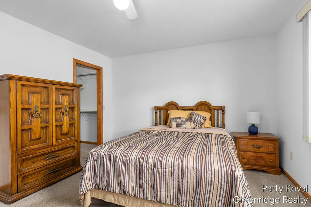 447 Falcon Drive Wayland City MI 49348