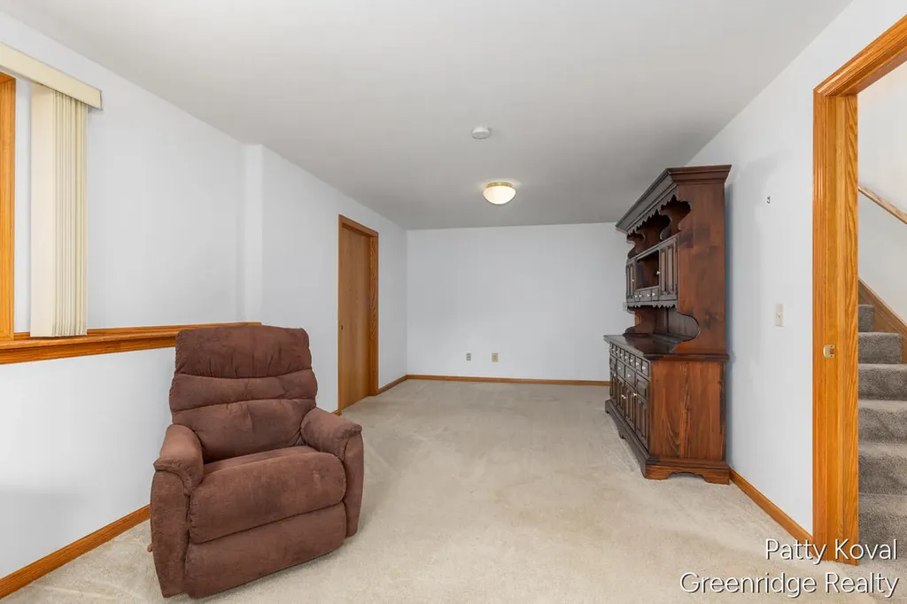 447 Falcon Drive Wayland City MI 49348