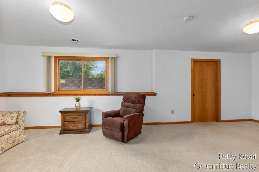 447 Falcon Drive Wayland City MI 49348