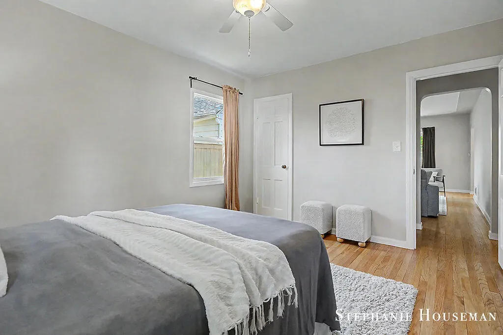 933 Mayhew Wood Drive SE Grand Rapids City MI 49507