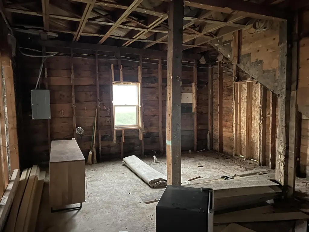 10978 E 8 Mile Road Dover Township MI 49656