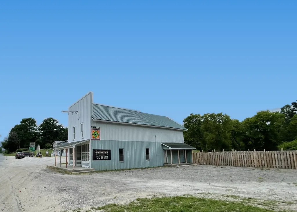 10978 E 8 Mile Road Dover Township MI 49656