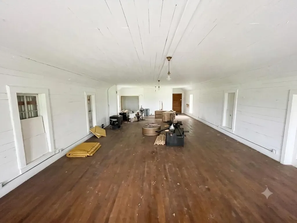 10978 E 8 Mile Road Dover Township MI 49656