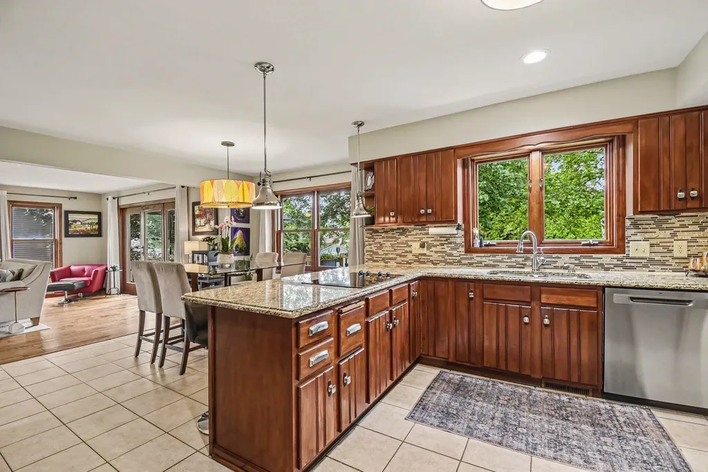 1878 Glenvale Drive SW Wyoming City MI 49519
