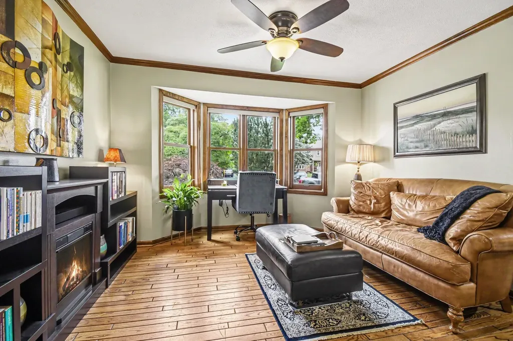 1878 Glenvale Drive SW Wyoming City MI 49519