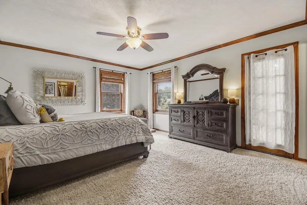 1878 Glenvale Drive SW Wyoming City MI 49519