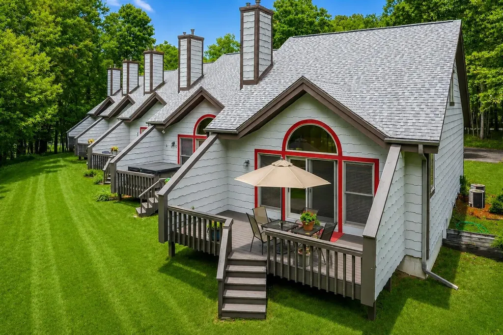 9538 7 Mile Road Morton Township MI 49346