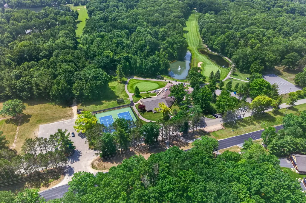 9538 7 Mile Road Morton Township MI 49346