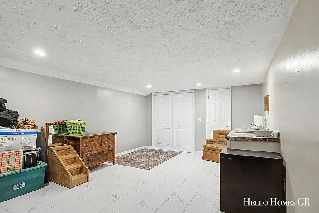 16680 Quincy Street Park Township MI 49424