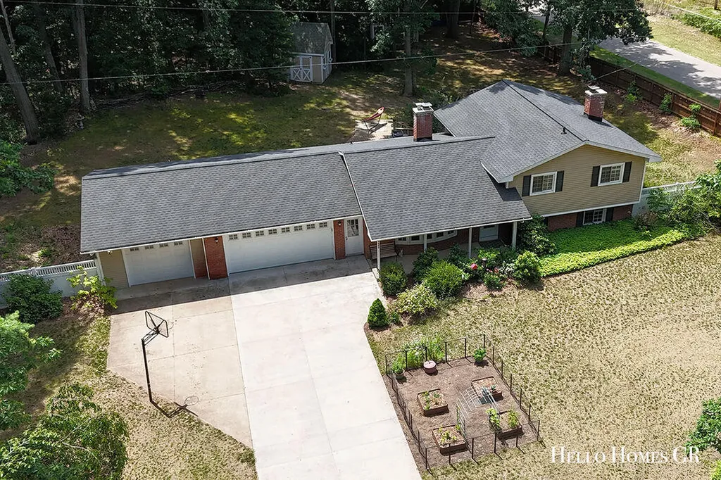16680 Quincy Street Park Township MI 49424