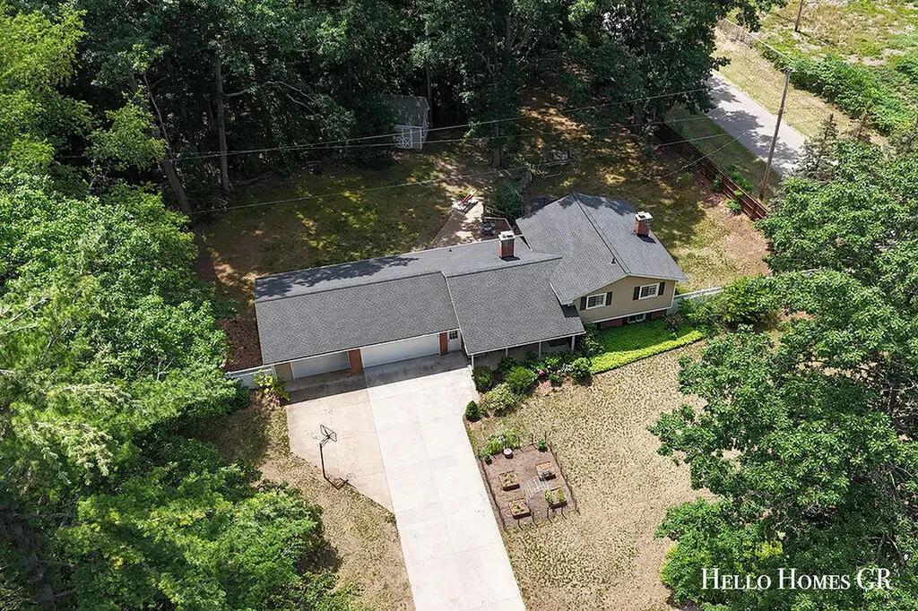 16680 Quincy Street Park Township MI 49424
