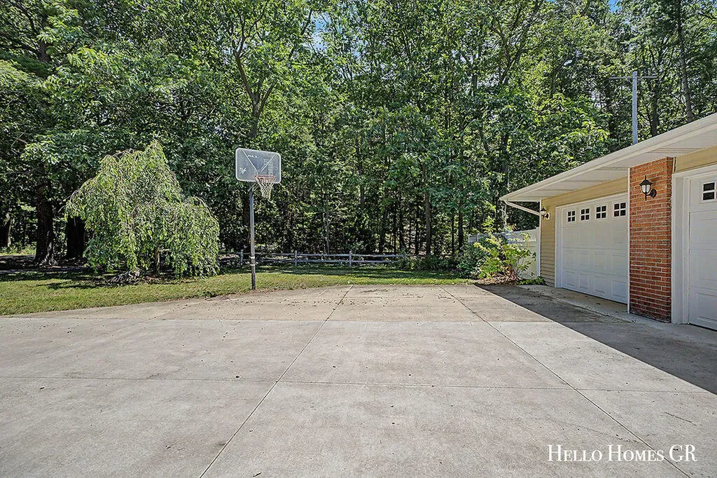 16680 Quincy Street Park Township MI 49424