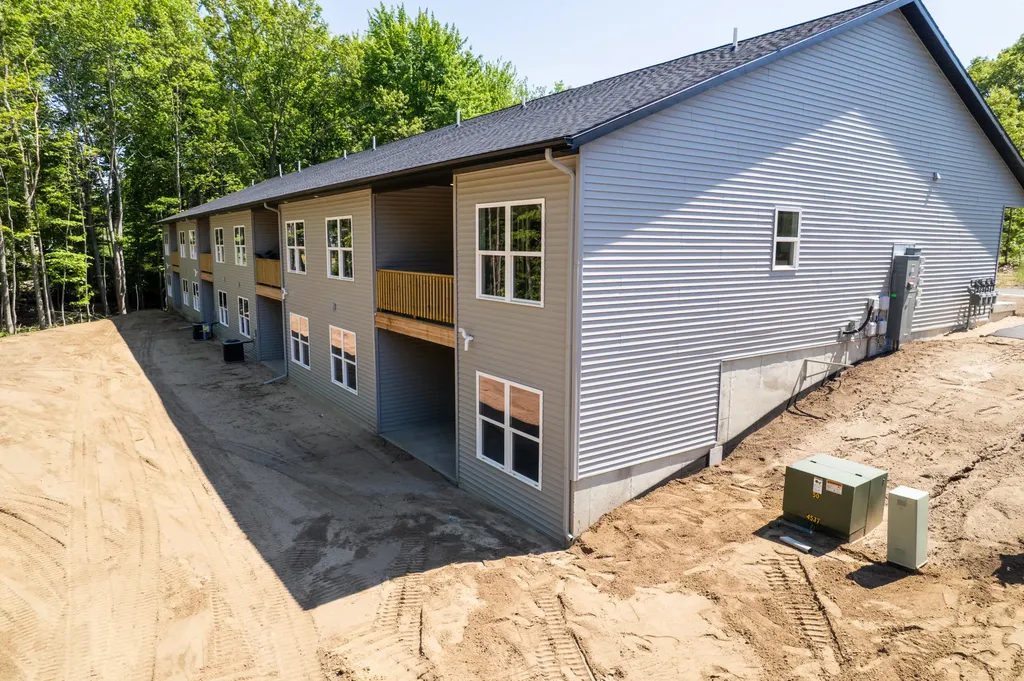17426 Ridge Avenue Ferrysburg City MI 49409