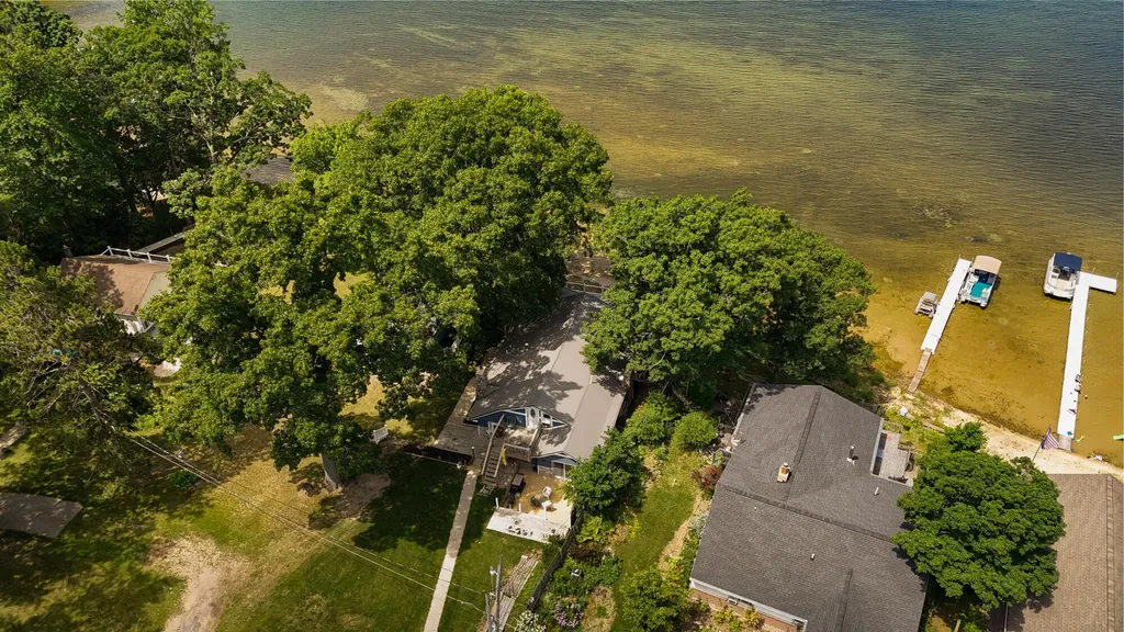 16223 Bass Lake Avenue NE Spencer Township MI 49326