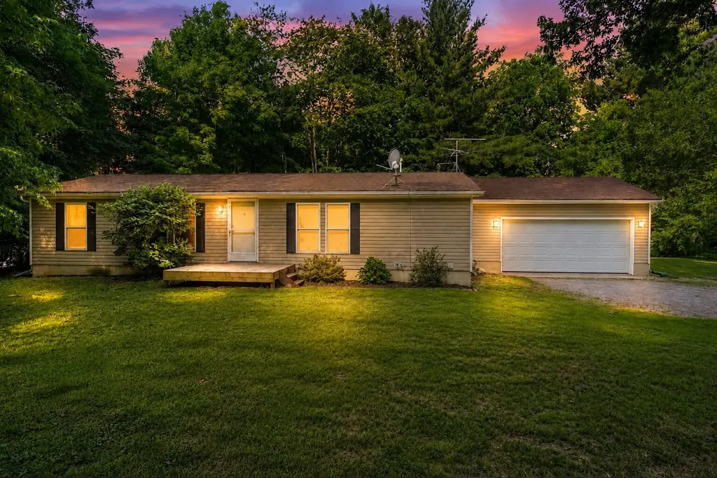 15955 24th Avenue Wright Township MI 49435