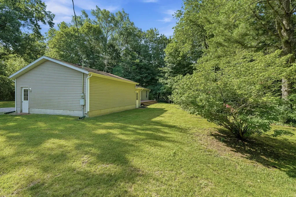 15955 24th Avenue Wright Township MI 49435