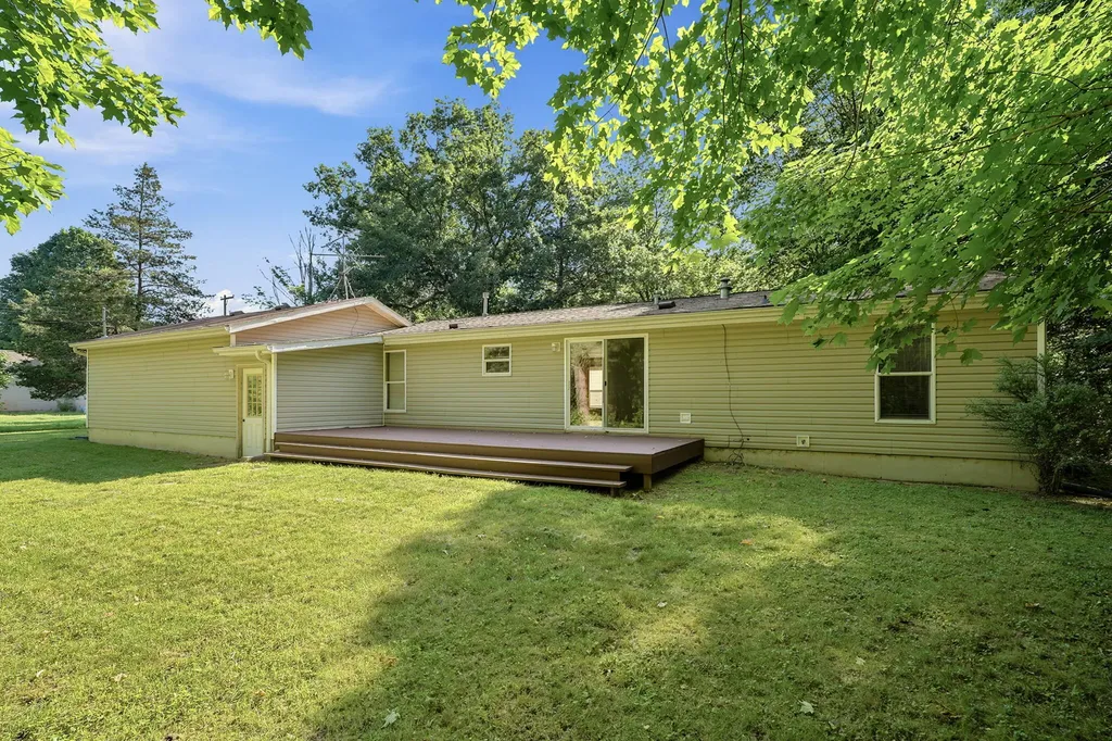 15955 24th Avenue Wright Township MI 49435