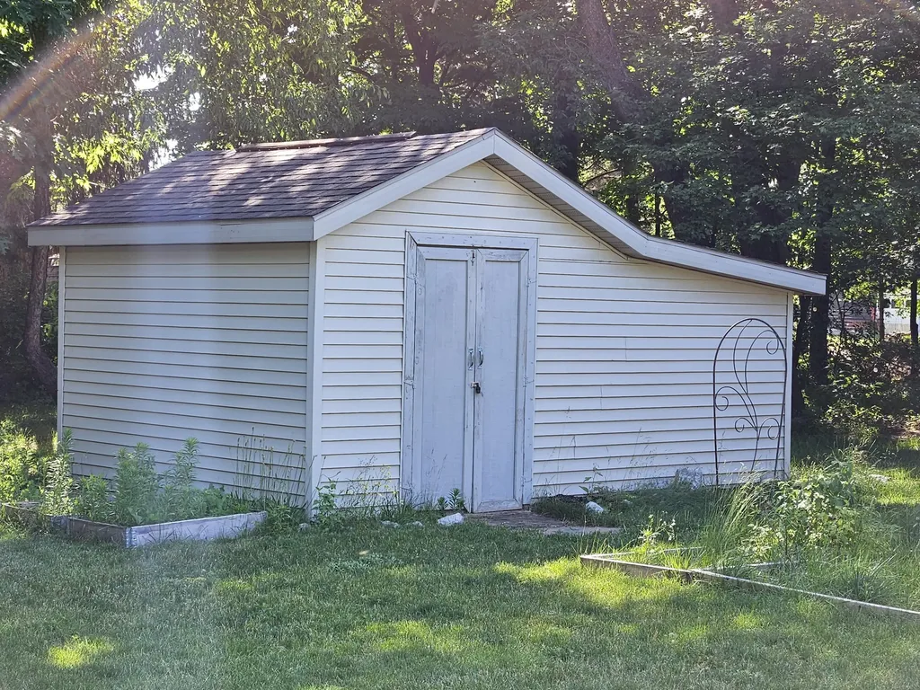 9294 Whispering Pines Avenue NW Sparta Township MI 49345