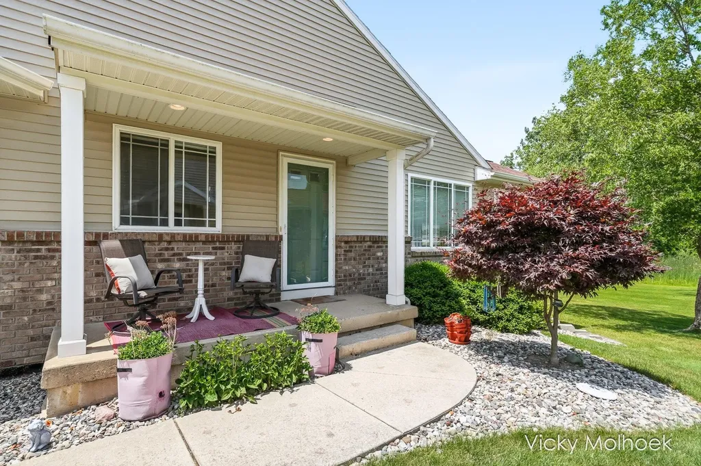 335 E North Street Hastings City MI 49058