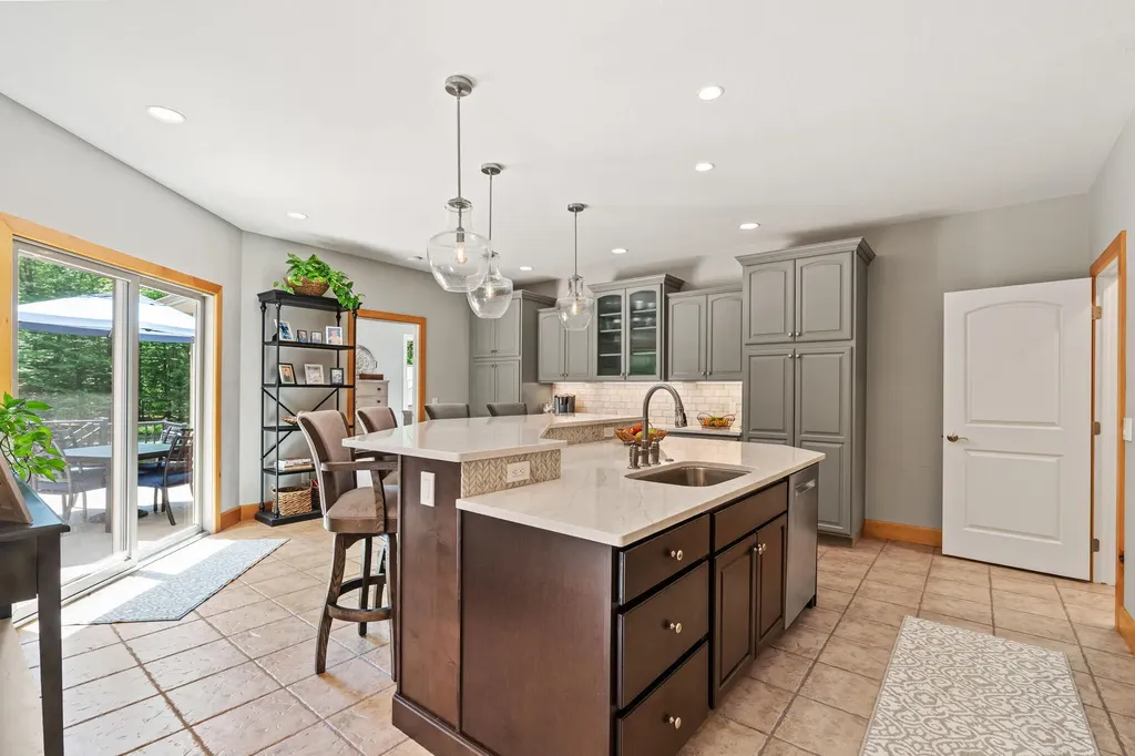 16528 Hemlock Drive Spring Lake Township MI 49456