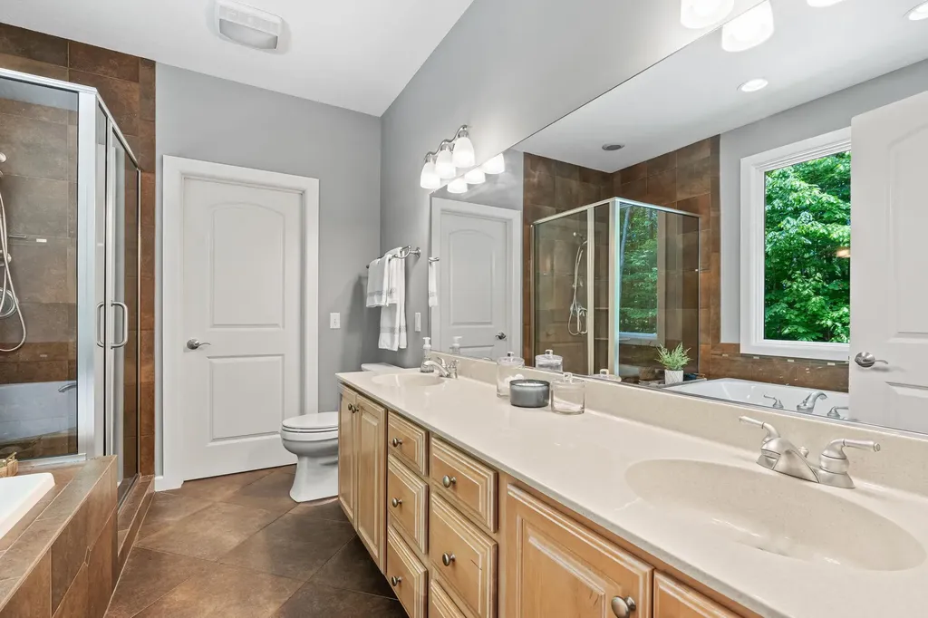 16528 Hemlock Drive Spring Lake Township MI 49456