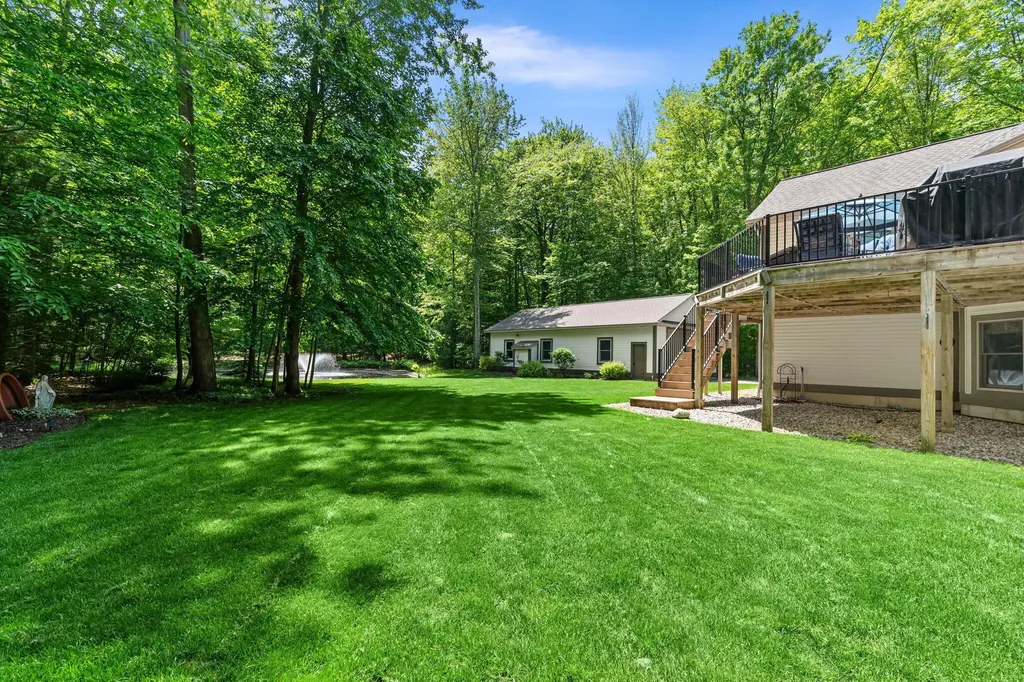 16528 Hemlock Drive Spring Lake Township MI 49456