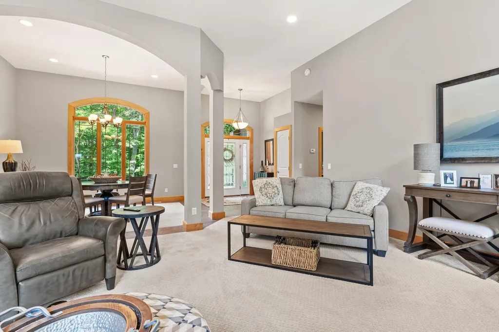16528 Hemlock Drive Spring Lake Township MI 49456
