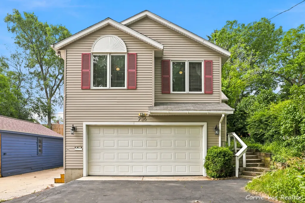736 Halena Street NE Grand Rapids City MI 49505