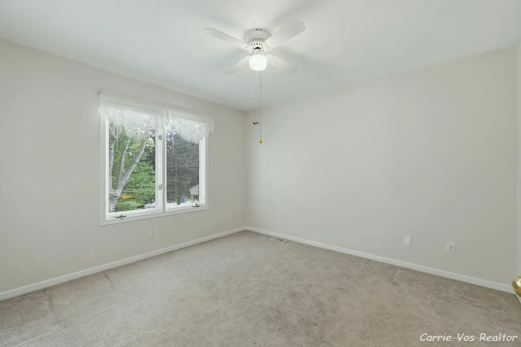 736 Halena Street NE Grand Rapids City MI 49505