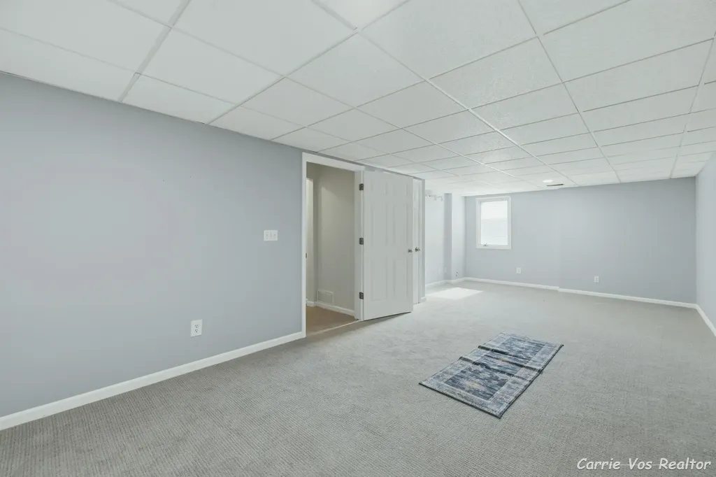 736 Halena Street NE Grand Rapids City MI 49505