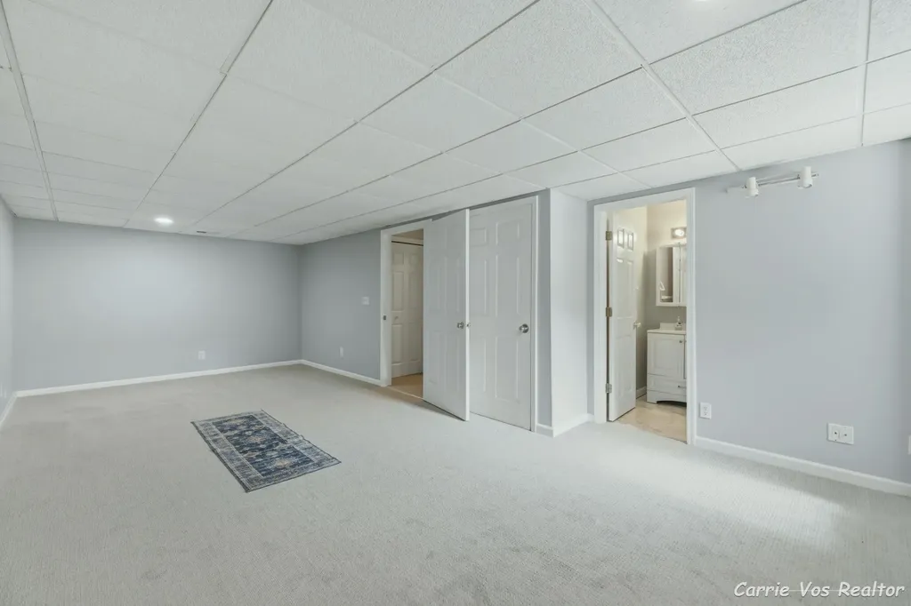 736 Halena Street NE Grand Rapids City MI 49505