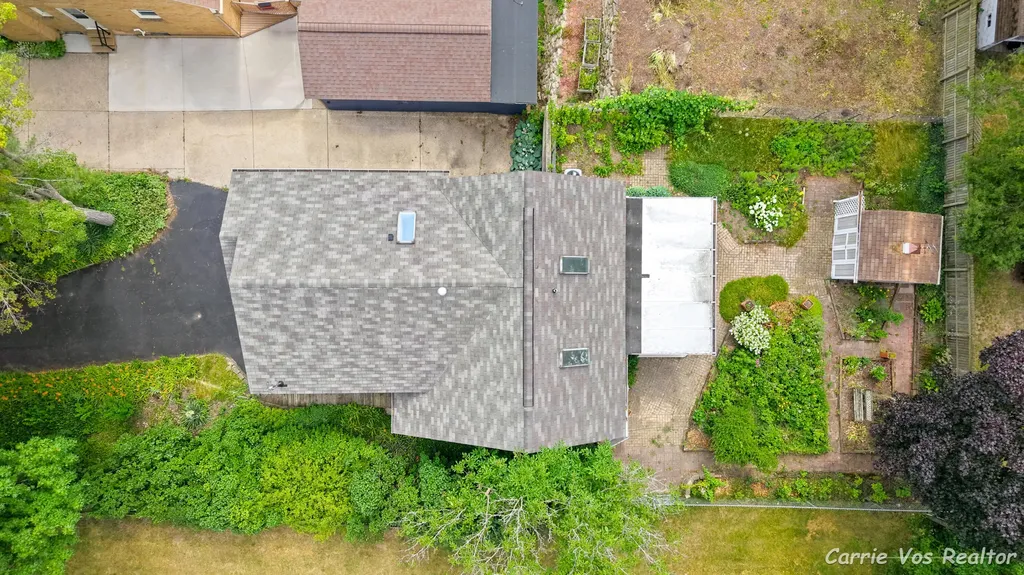 736 Halena Street NE Grand Rapids City MI 49505