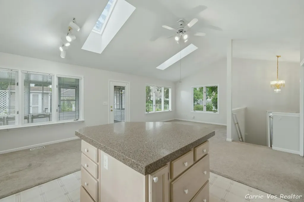 736 Halena Street NE Grand Rapids City MI 49505