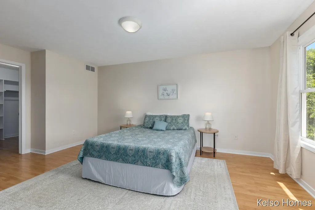 2222 Beatrice Drive NE Grand Rapids Charter Township MI 49505
