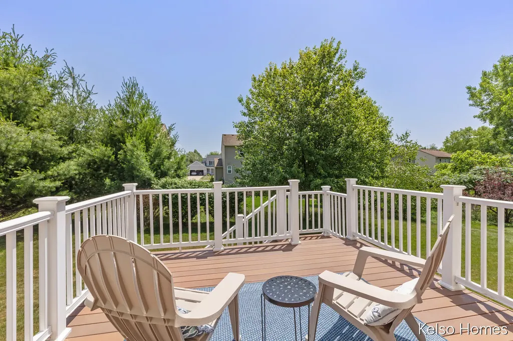 2222 Beatrice Drive NE Grand Rapids Charter Township MI 49505