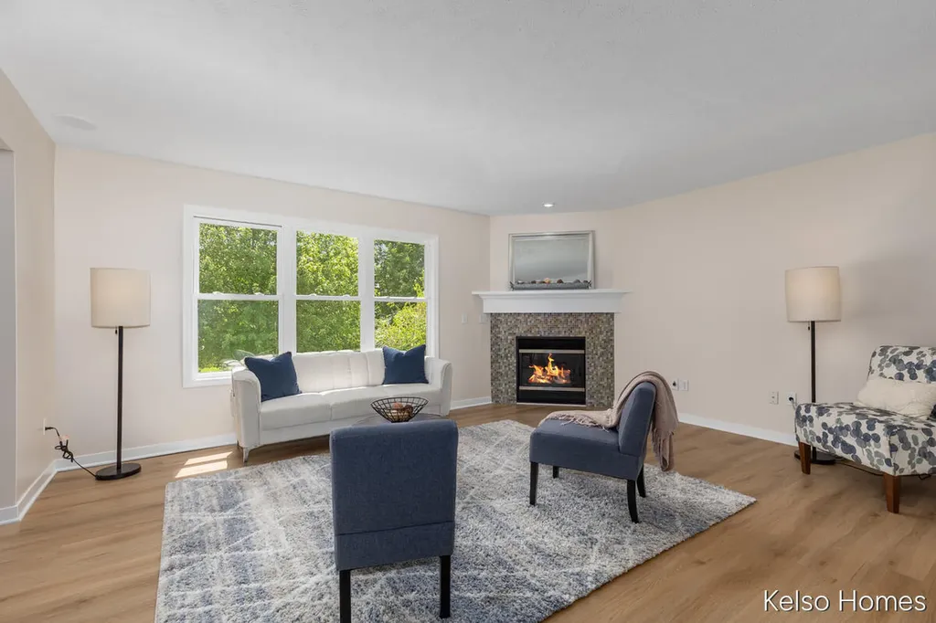2222 Beatrice Drive NE Grand Rapids Charter Township MI 49505