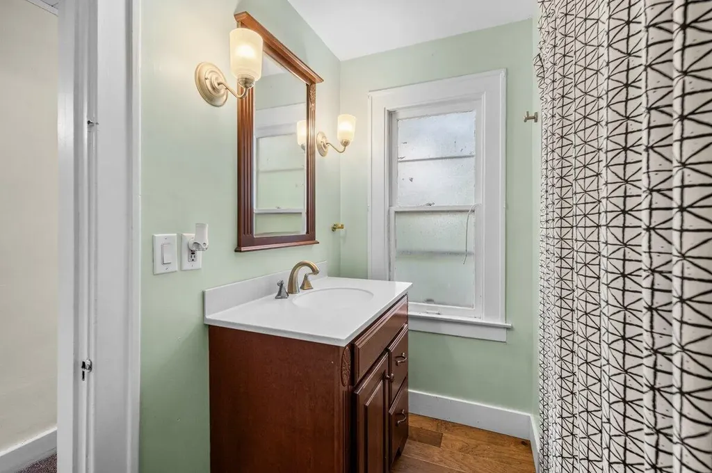 1008 Hazen Street SE Grand Rapids City MI 49507