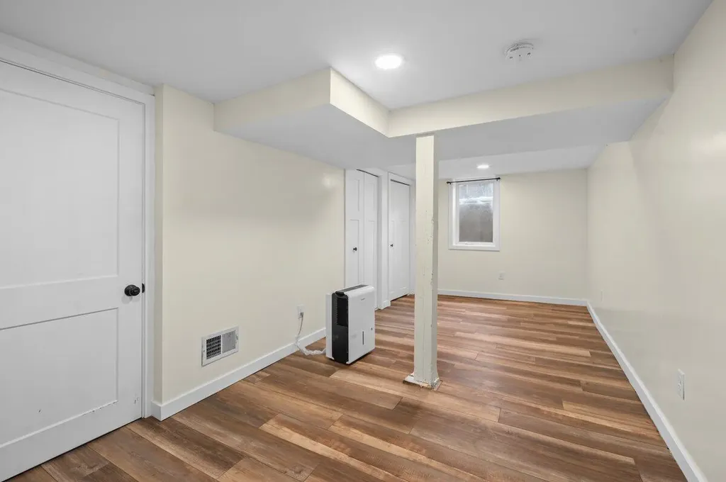 1008 Hazen Street SE Grand Rapids City MI 49507