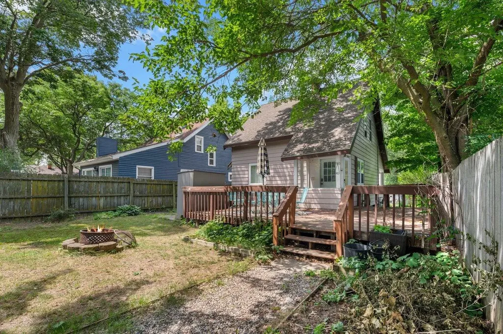 1008 Hazen Street SE Grand Rapids City MI 49507
