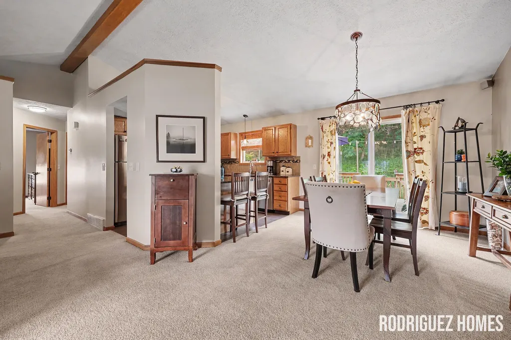 2007 Sandrel Drive NE Grand Rapids Charter Township MI 49505