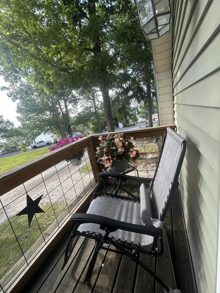 2625 Lansing Street Crystal Township MI 48818