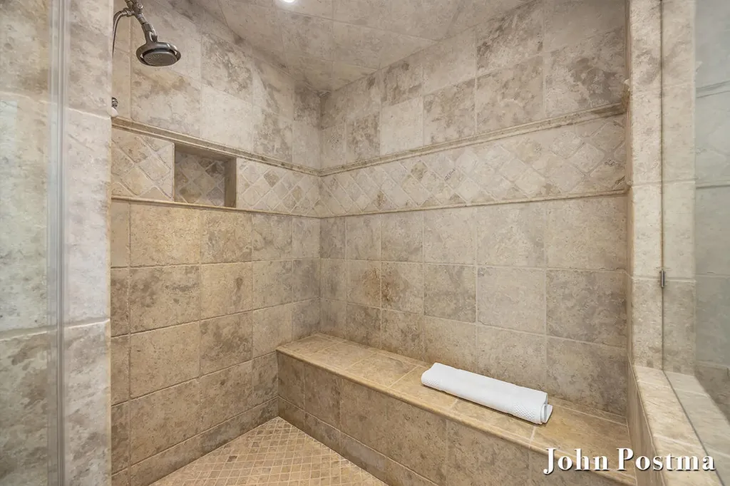 6605 Avonlea Court SE Cascade Charter Township MI 49546