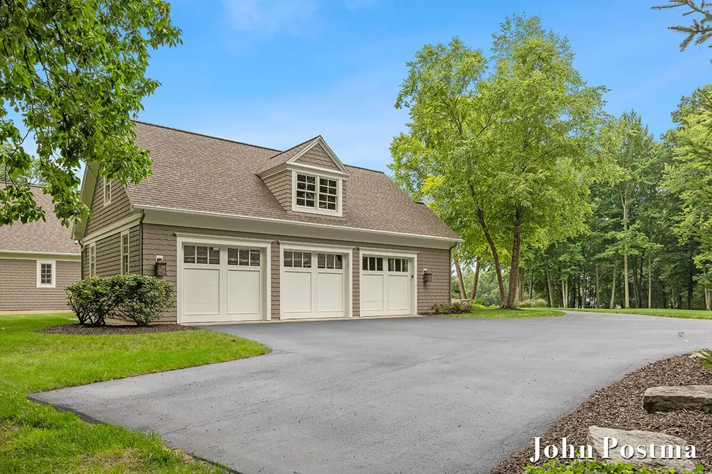 6605 Avonlea Court SE Cascade Charter Township MI 49546