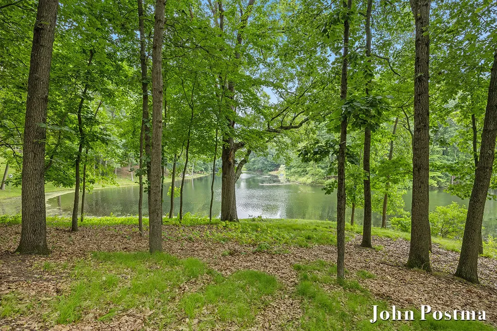 6605 Avonlea Court SE Cascade Charter Township MI 49546